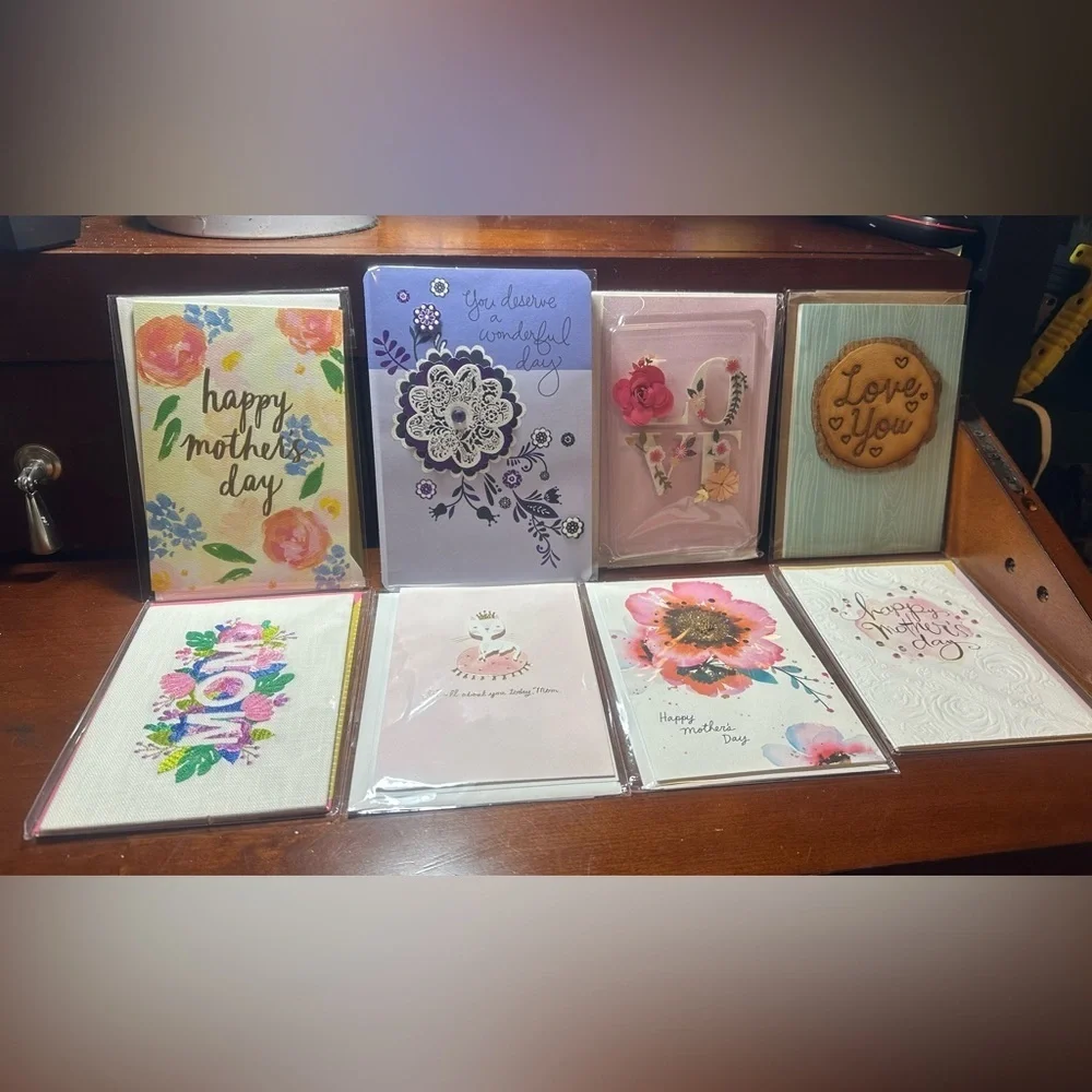 Hallmark Signature Mother’s Day 8 Card Lot